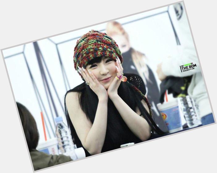                  !                    ~
Happy birthday Park Bom~ 