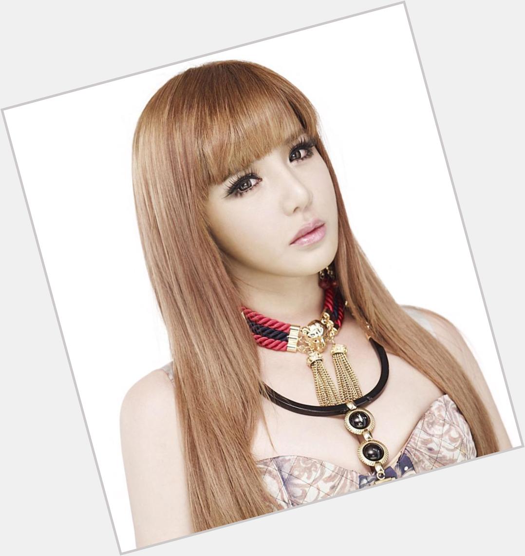 Happy birthday Unnie Park Bom    love u and well wishes..    