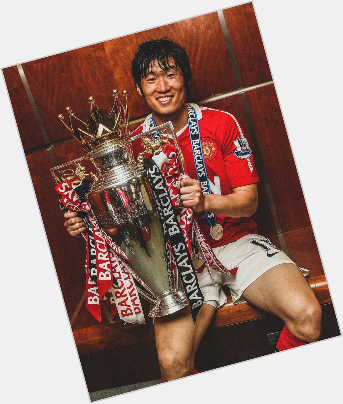Happy 38th Birthday to 
Park Ji-Sung.  4 Premier League.
3 Cups.
1 UCL.
1 Club World Cup.      