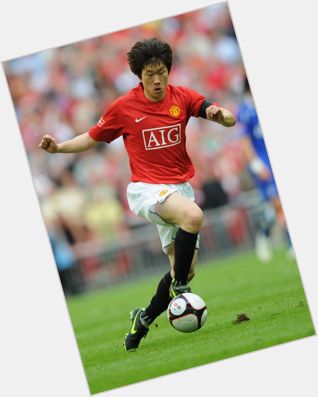 Happy Birthday to former midfielder, Park Ji-sung

A cult hero. 