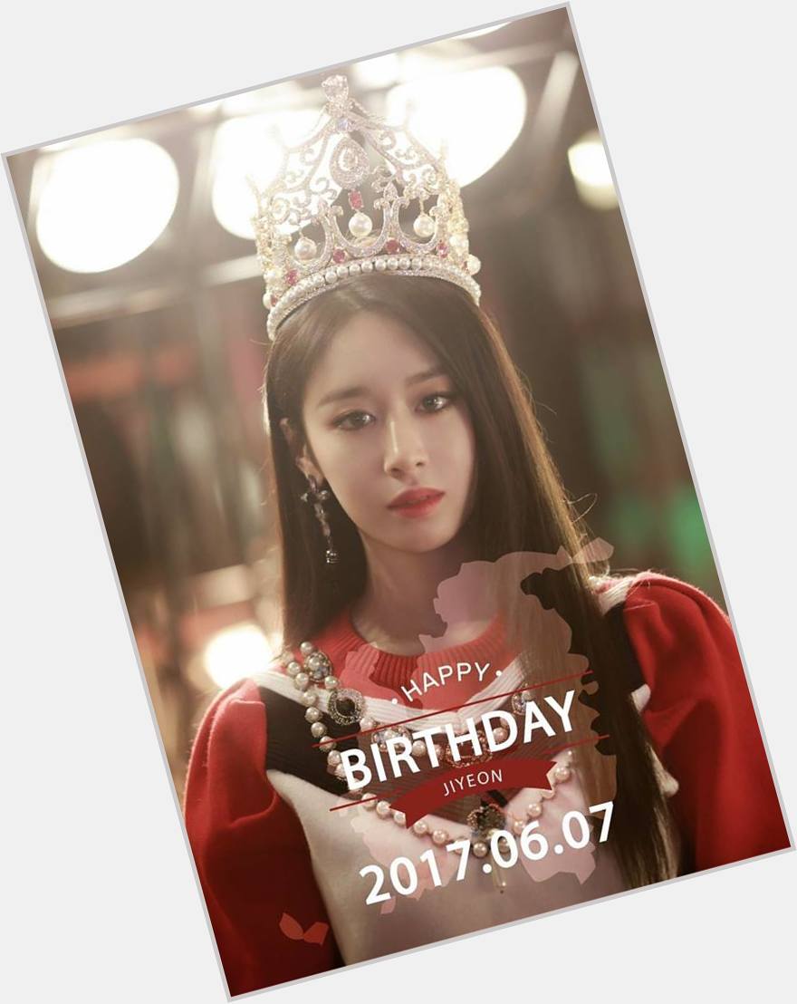 Happy Birthday !!!
This June 7th T-ARA\s Jiyeon (Park Ji Yeon) celebrated her 25th Birthday ! (Int. 24th) 