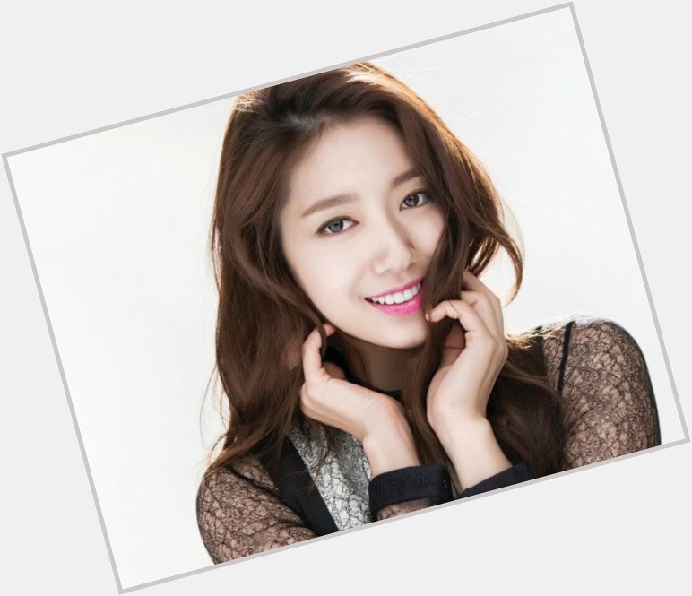 Happy 28th birthday to this kickass doctor and pinocchio girl, Park Shinhye!  