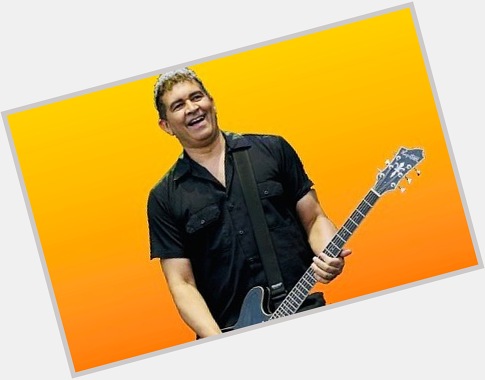 Happy birthday to Pat Smear (Nirvana, Foo Fighters) 
(August 5, 1959). 