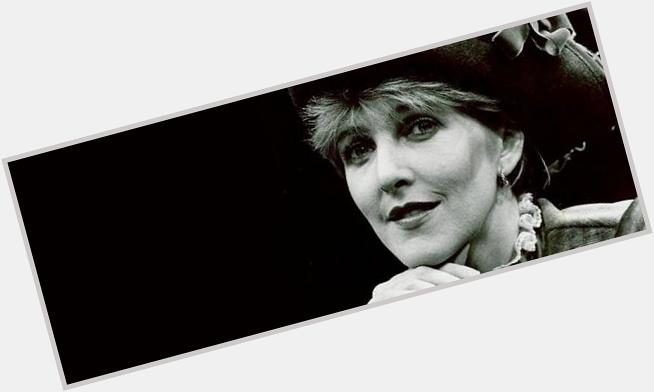 Happy birthday to actress Patricia Hodge. Take a look at Patricia playing Rosalind in 1983 