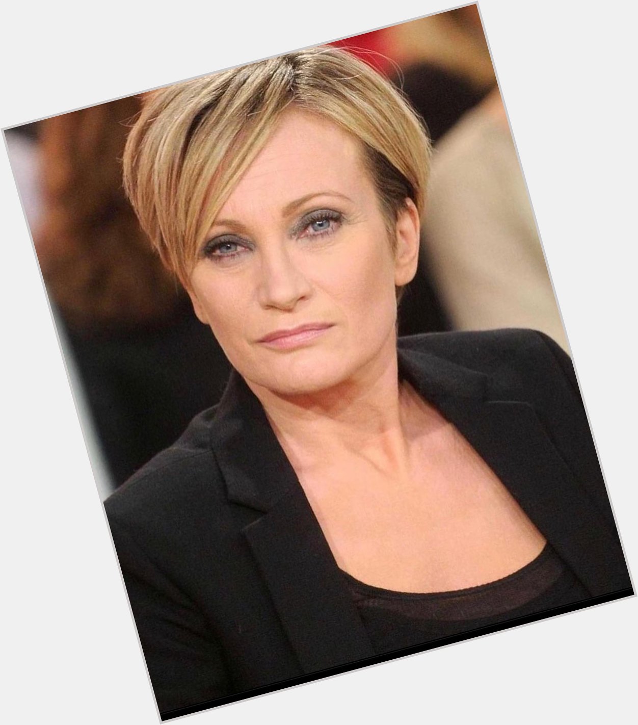 Happy Birthday to French singer and actress. 
Patricia Kaas, December 5 1966. 
