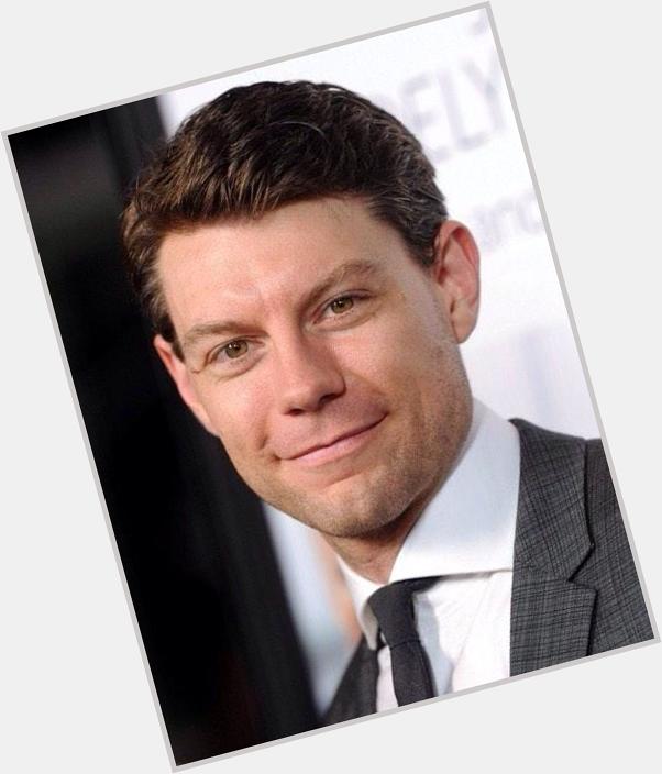 Happy birthday to probably my top crush, Patrick Fugit. Look how lovely he is 