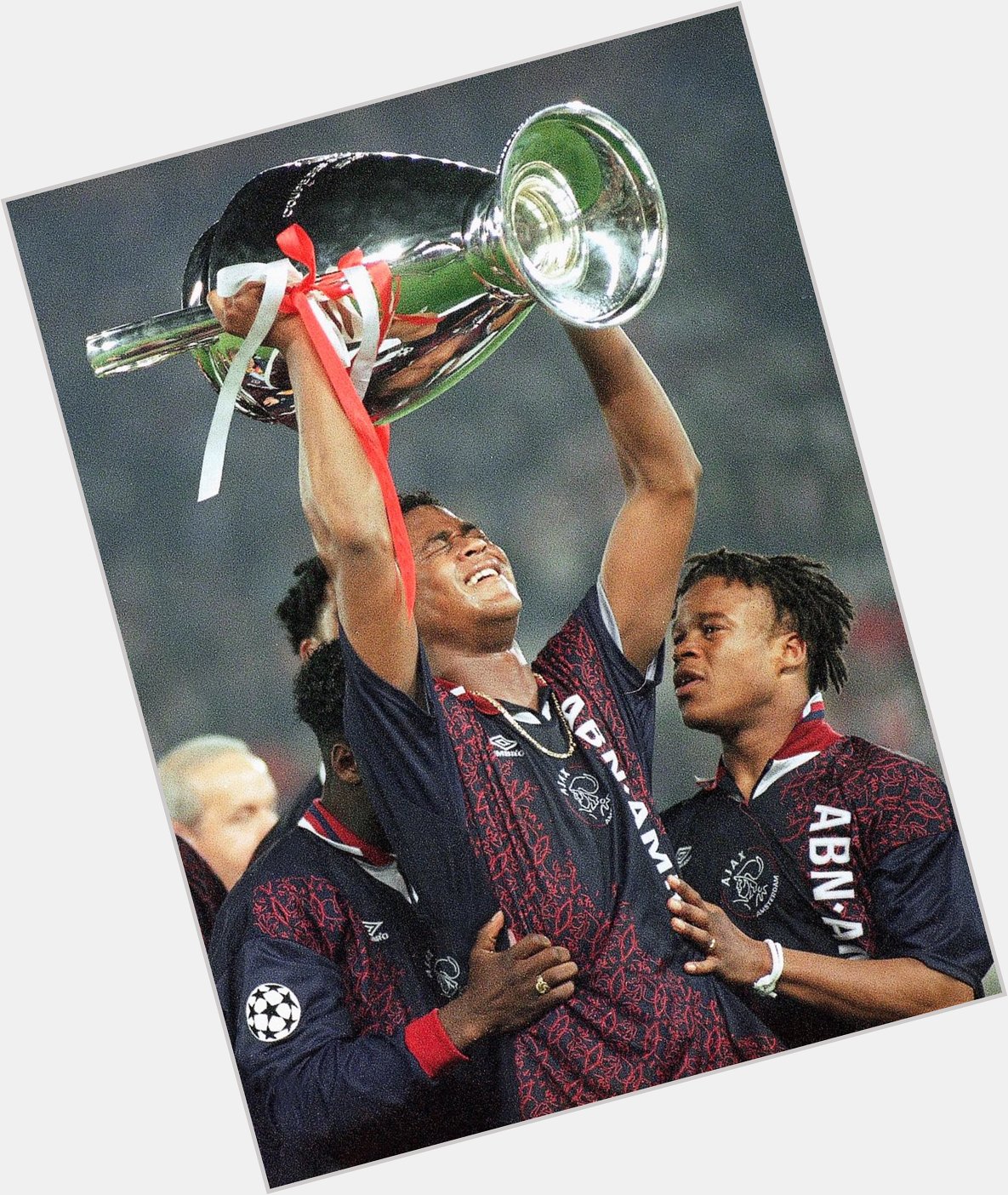  Also happy birthday to Patrick Kluivert 