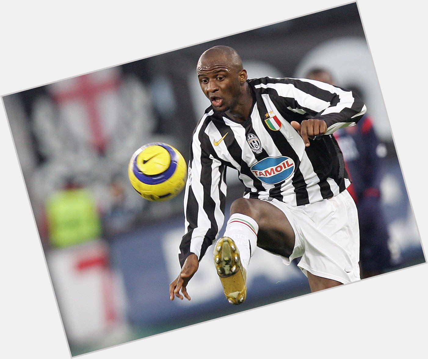 Happy birthday to former Juventus midfielder Patrick Vieira, who turns 41 today.

Games: 42
Goals: 5
Assists: 2 : 2 