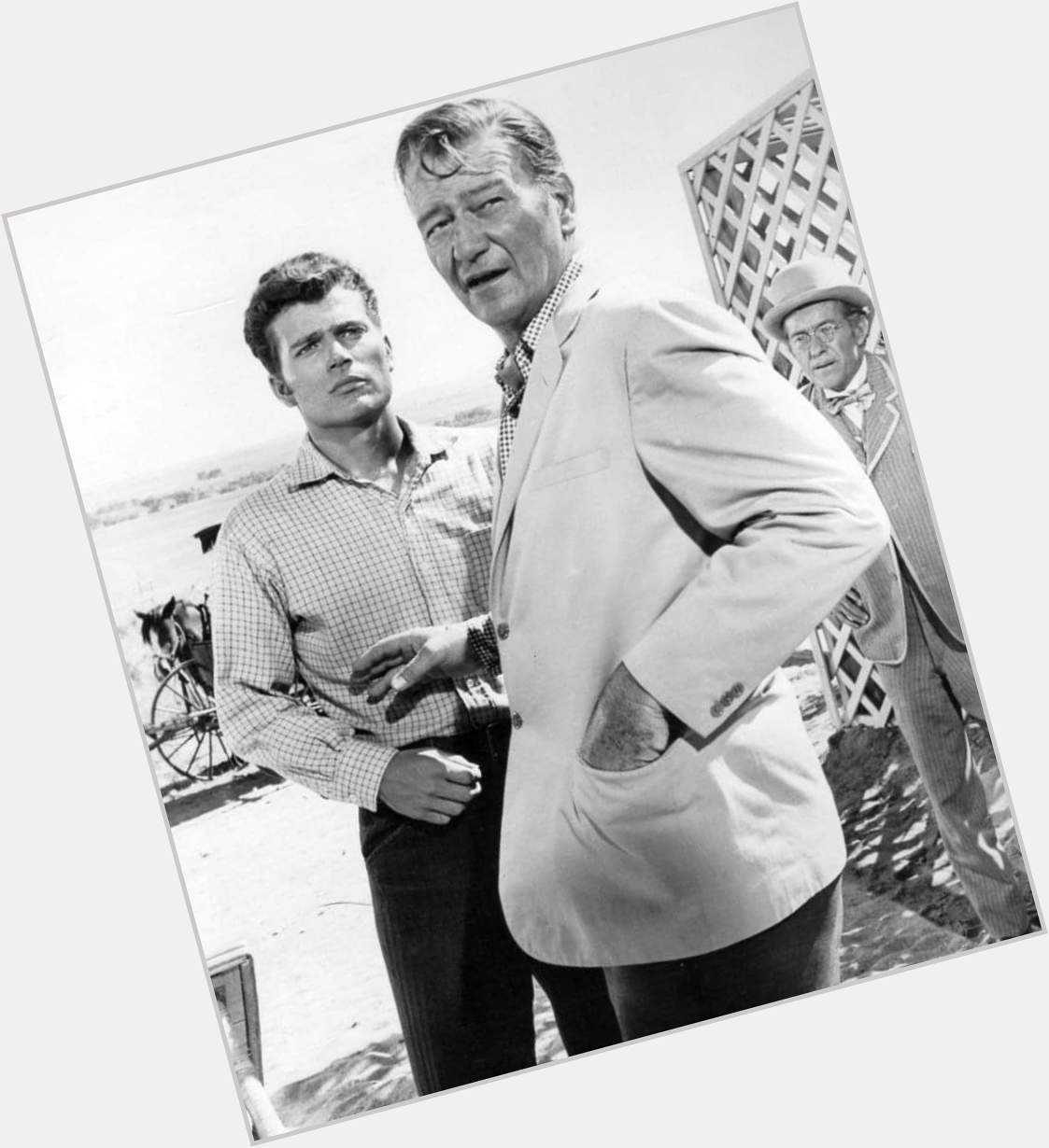 Happy Birthday to Patrick Wayne who turns 81 today!  Pictured here with his dad John Wayne. 