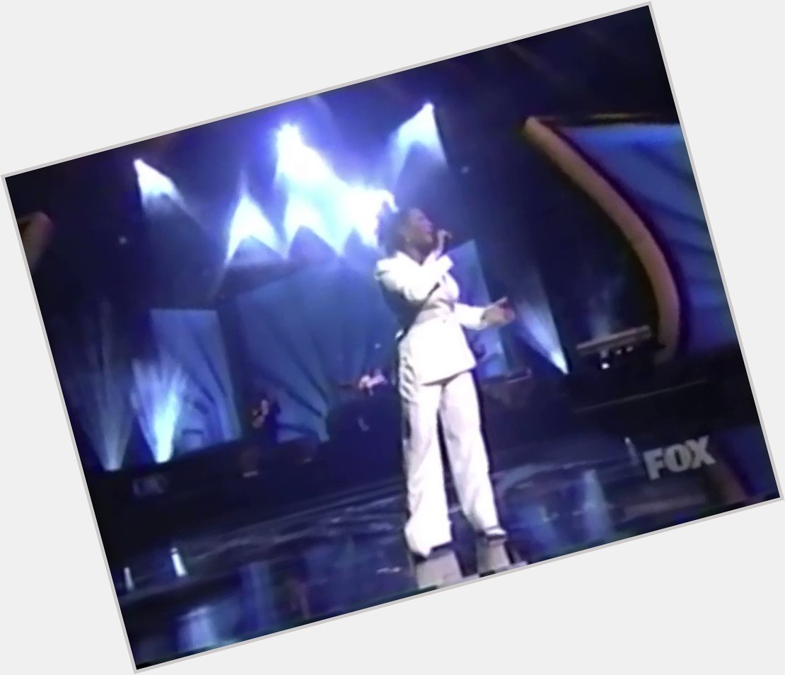 Happy Birthday Queen Patti Labelle. This performance never failed to give me the highest goosebumps. Legend talaga
