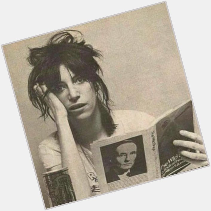 Happy birthday to patti smith!! 
a music, poetry, punk legend 