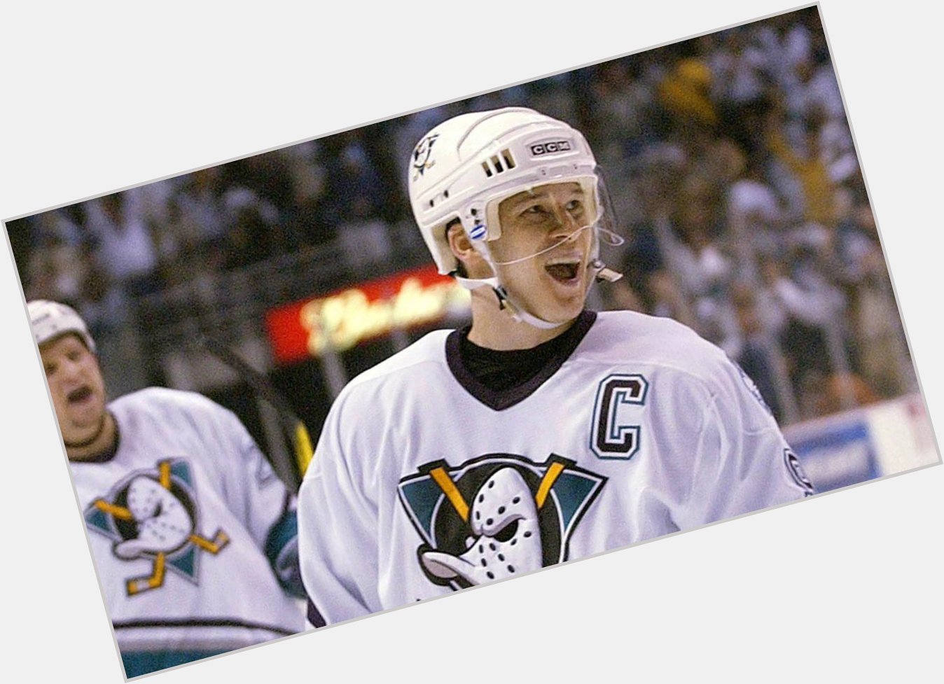 Happy birthday to the most sacred player to put on a Mighty Ducks jersey, Paul Kariya 