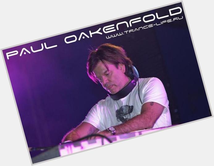 ¡Feliz cumpleaños al top DJ, Paul Oakenfold!
Happy Birthday to    
