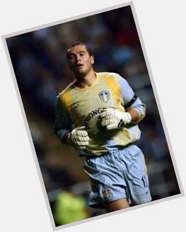 Happy 39th birthday to former Leeds keeper Paul Robinson. 

Never forget his goal for Leeds

 
