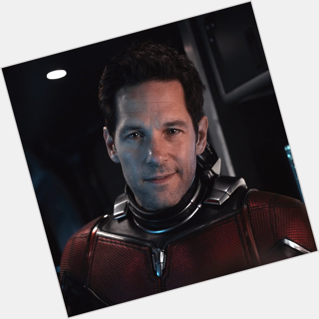 A GIANT HAPPY BIRTHDAY to our favourite pint-sized hero. Happy Birthday Paul Rudd! 