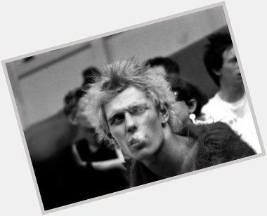 Paul Simonon 

( B & V of The Clash )

Happy 60th Birthday!!!

15 Dec 1955

PunkRock Bassist Icon & Legend 