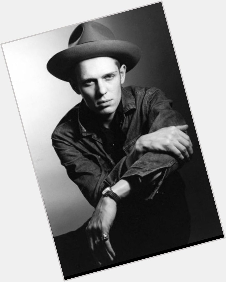Happy birthday to the king of style and Bass Paul Simonon. 