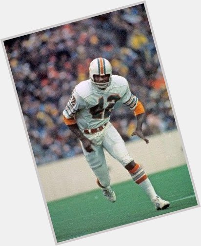 Happy Birthday to the Hall of Famer & Dolphins great Paul Warfield ! 