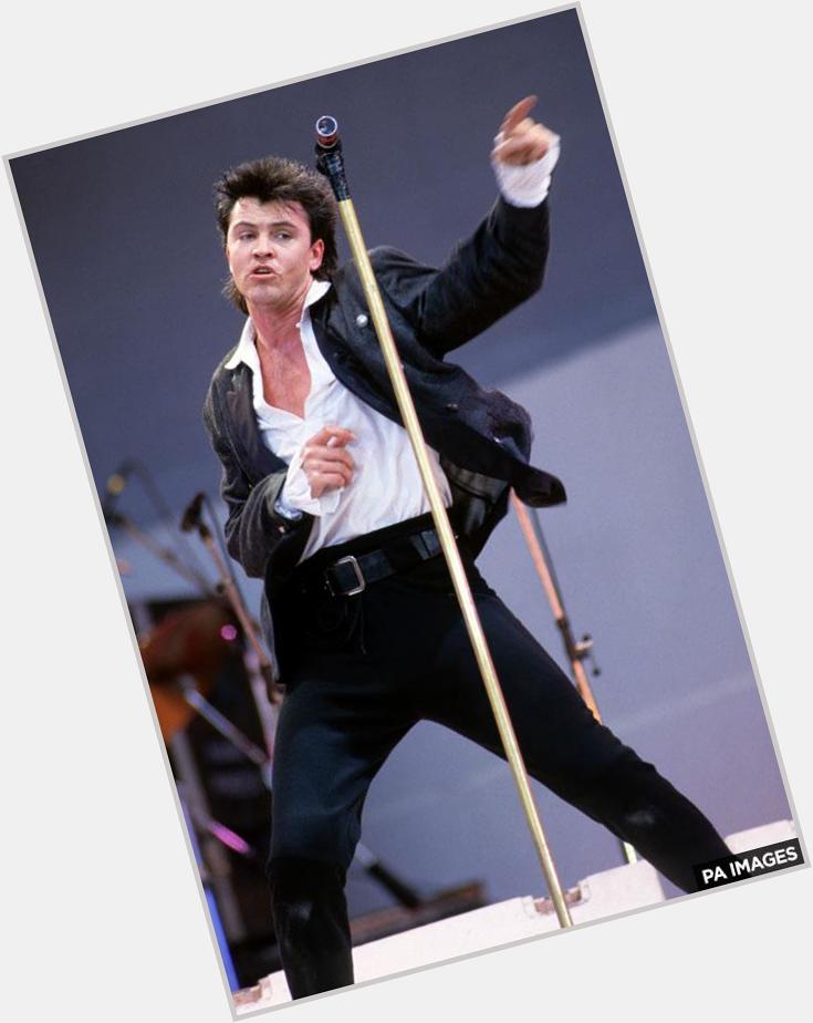 Happy birthday to Paul Young, 59 today! Pictured here on stage at Live Aid. 