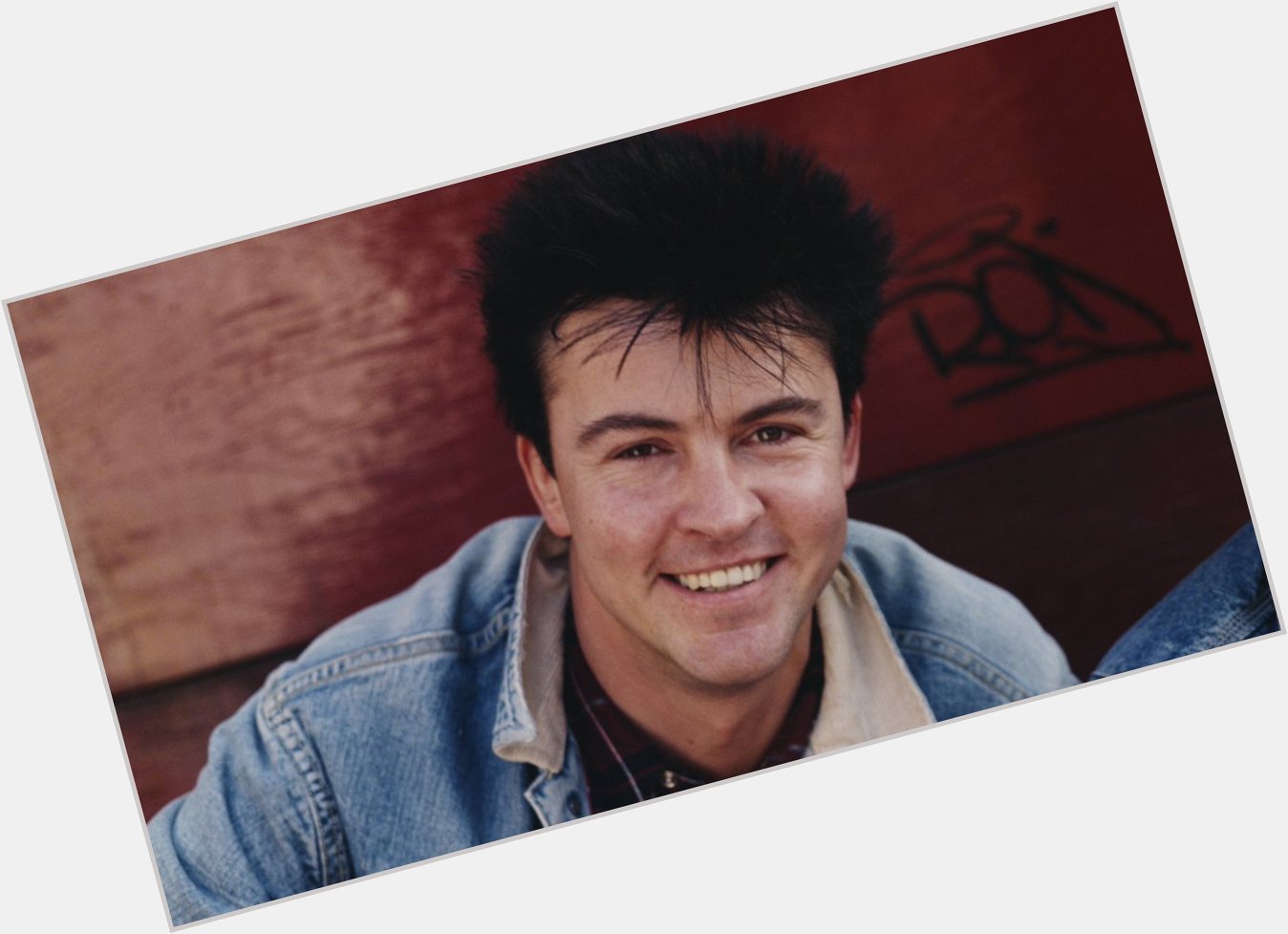 Happy Birthday Paul Young!  My favourite track of his 

\Come Back and Stay\ 