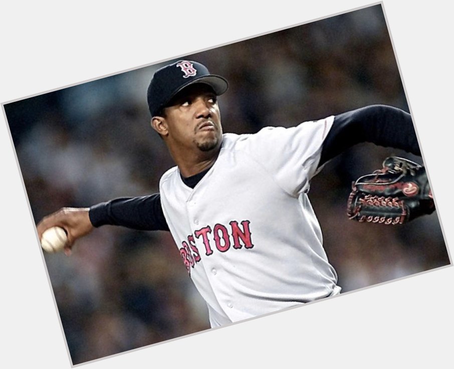 Happy birthday to MY FAVORITE PLAYER OF ALL TIME, Pedro Martinez 