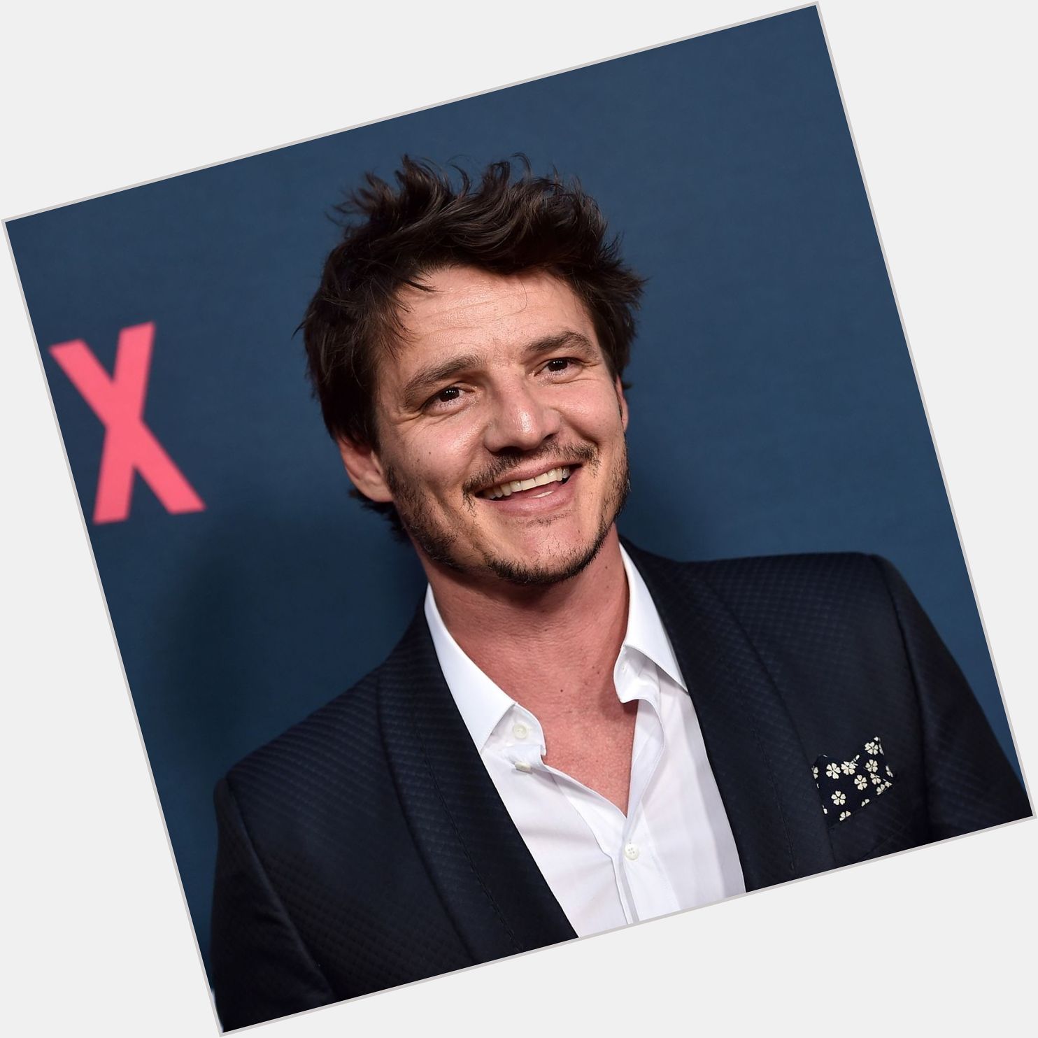 Good morning to everyone, and happy 48th birthday Pedro Pascal 