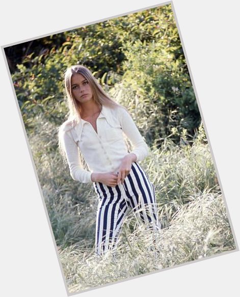 Happy birthday to Peggy Lipton, ever the Mod-est in the squad. 