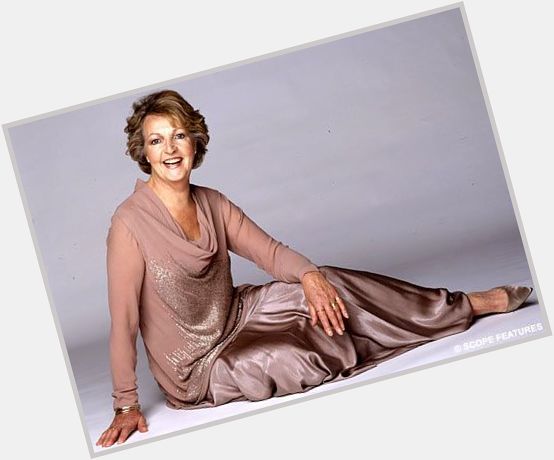 Happy birthday today to actress Penelope Keith /Margo Leadbetter in the sitcom The Good Life. 