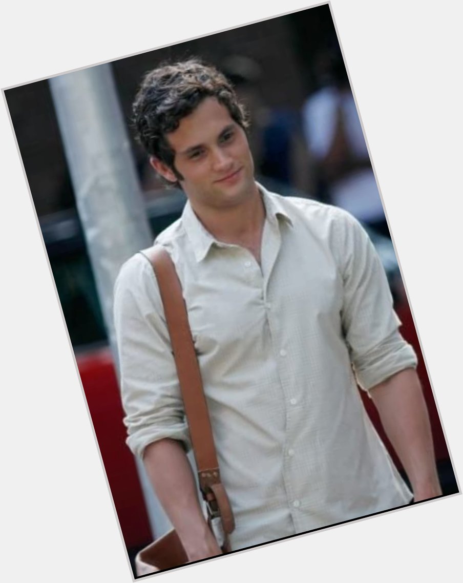 Happy birthday, Penn Badgley. Now let\s settle this \"Gossip Girl\" or \"You\"? 