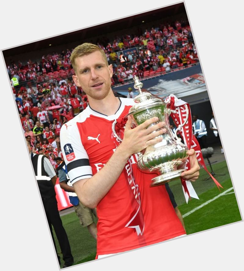 Happy 37th birthday to Per Mertesacker 