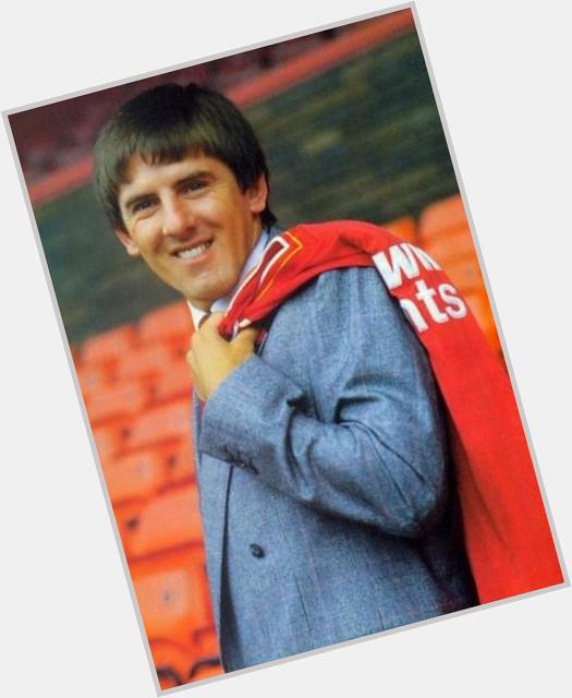 Happy 54th birthday legend, Peter Beardsley (1987-1991) . 