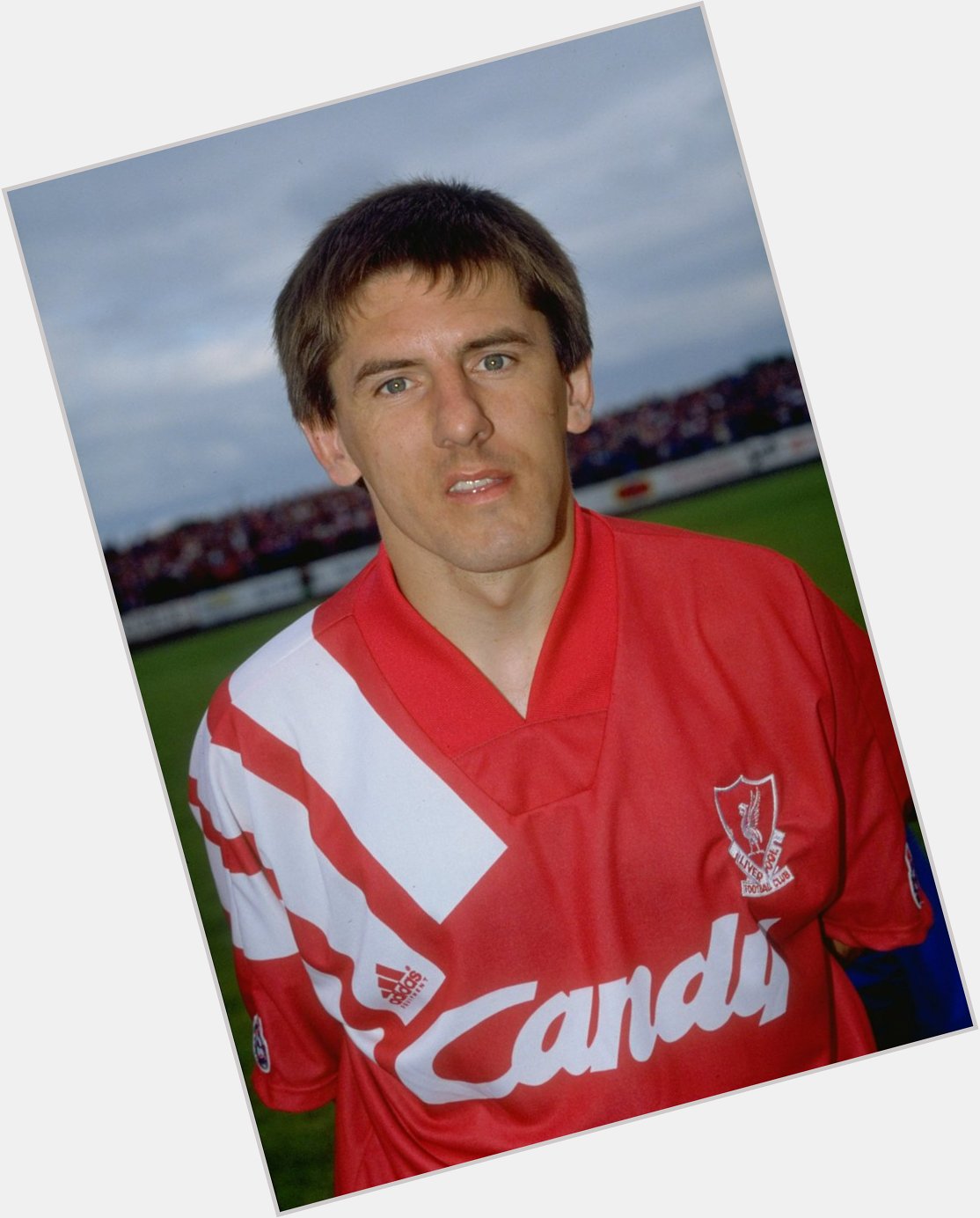 Happy Birthday to ex-red Peter Beardsley! 2 x League winner
FA Cup winner
175 Games
59 Goals 