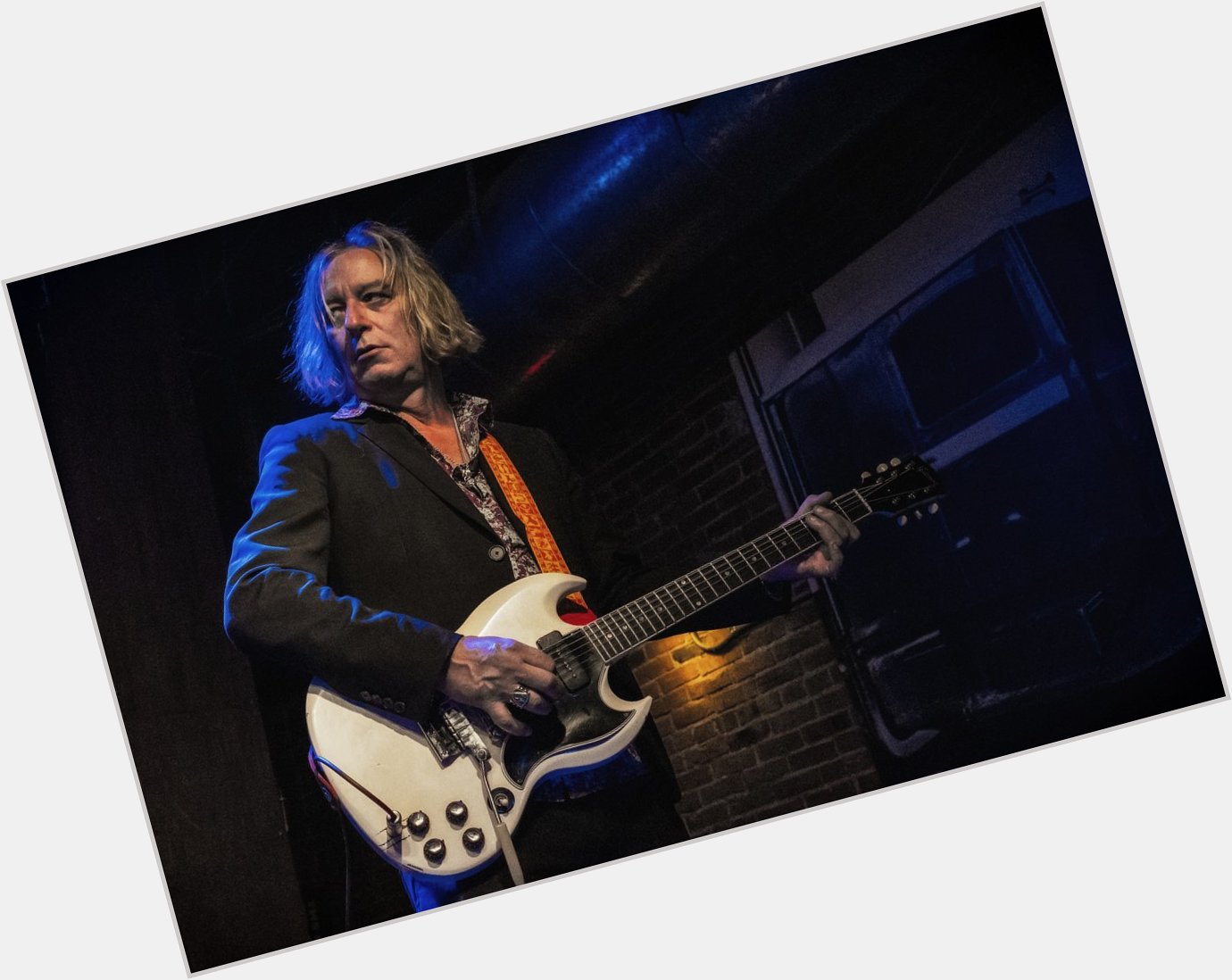 Wishing a very happy birthday to Peter Buck of R.E.M. Rock on Peter!   