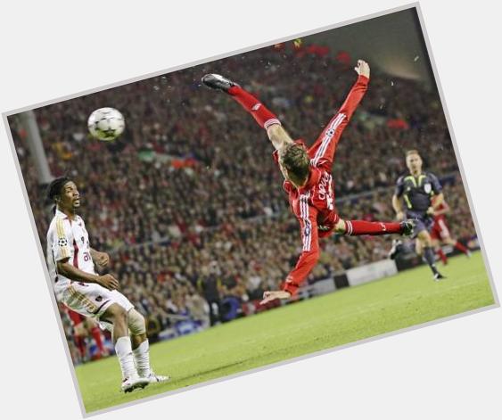 Happy 34th birthday to former Liverpool striker Peter Crouch! 