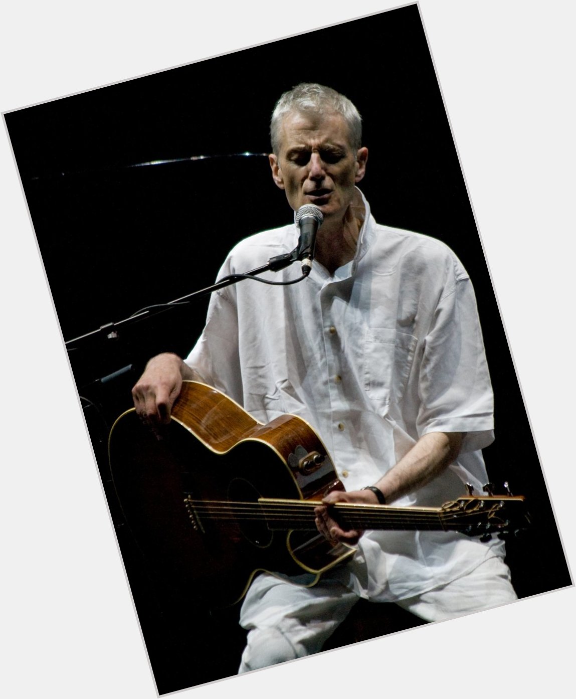 Please join us here at in wishing the one and only Peter Hammill a very Happy 72nd Birthday today  