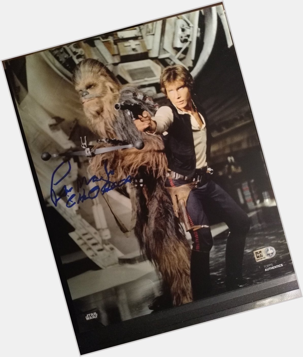 Happy birthday to the only one Chewbacca, Peter Mayhew ! It was a pleasure to met you at the 