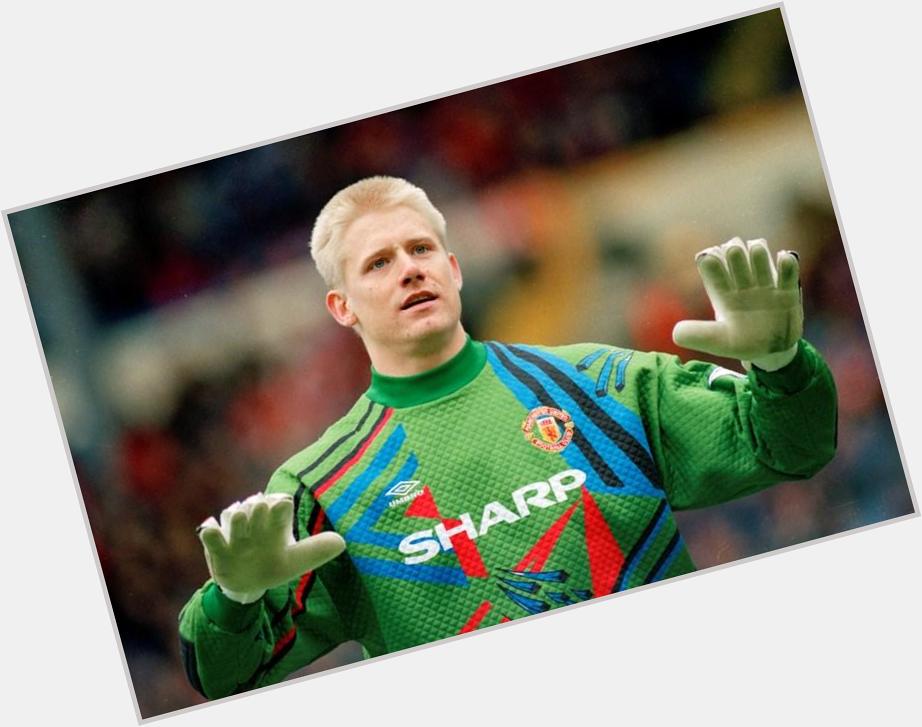 Happy 51st birthday to the one of the worlds best goalkeeper, Peter Schmeichel. 