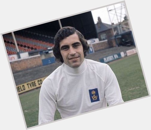 Happy birthday to England\s most capped player of all time, goalkeeper Peter Shilton, who turns 68 today! 
