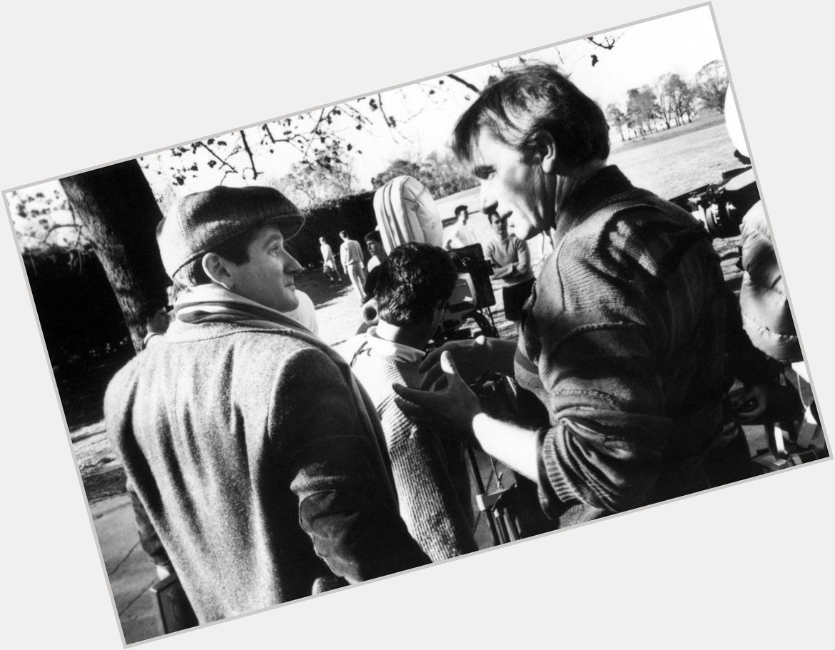 Happy birthday, Peter Weir, pictured on the set of DEAD POETS SOCIETY with Robin Williams. 