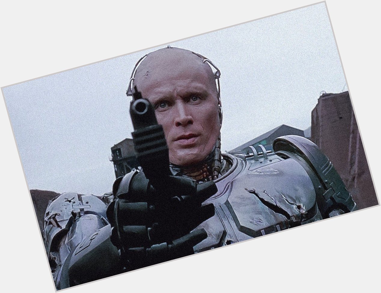 Happy birthday creep! We re wishing a wonderful birthday to the one and only Peter Weller.  