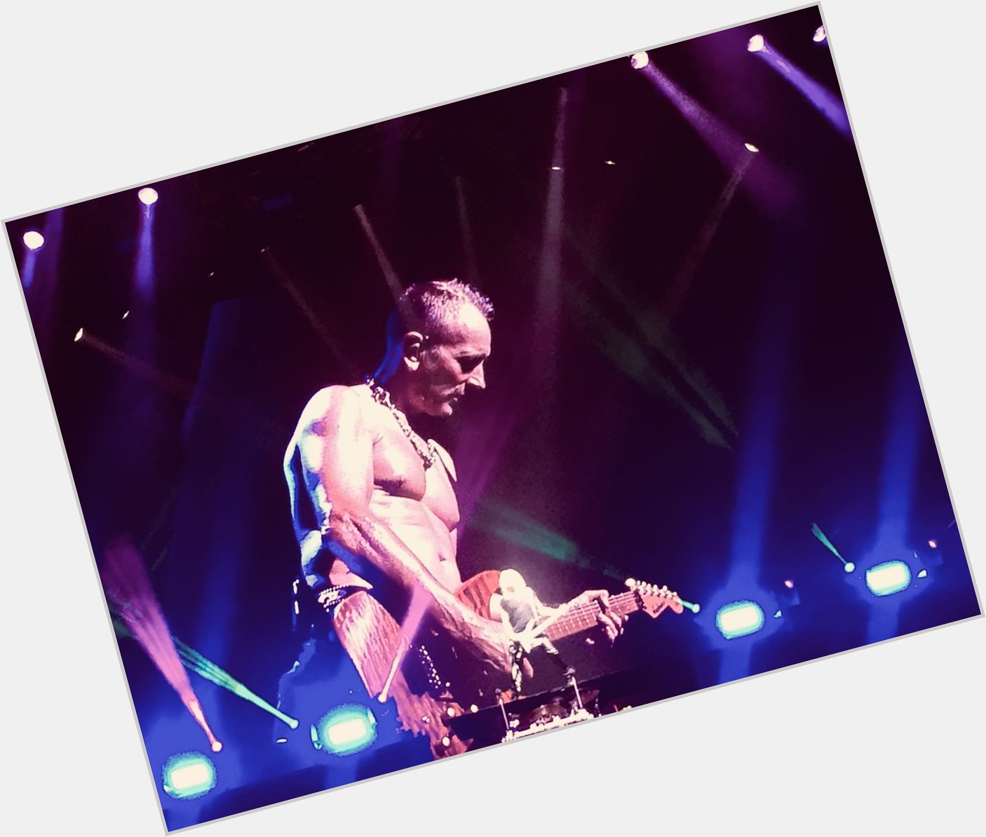 This man is 60 today. Happy birthday Phil Collen from .  