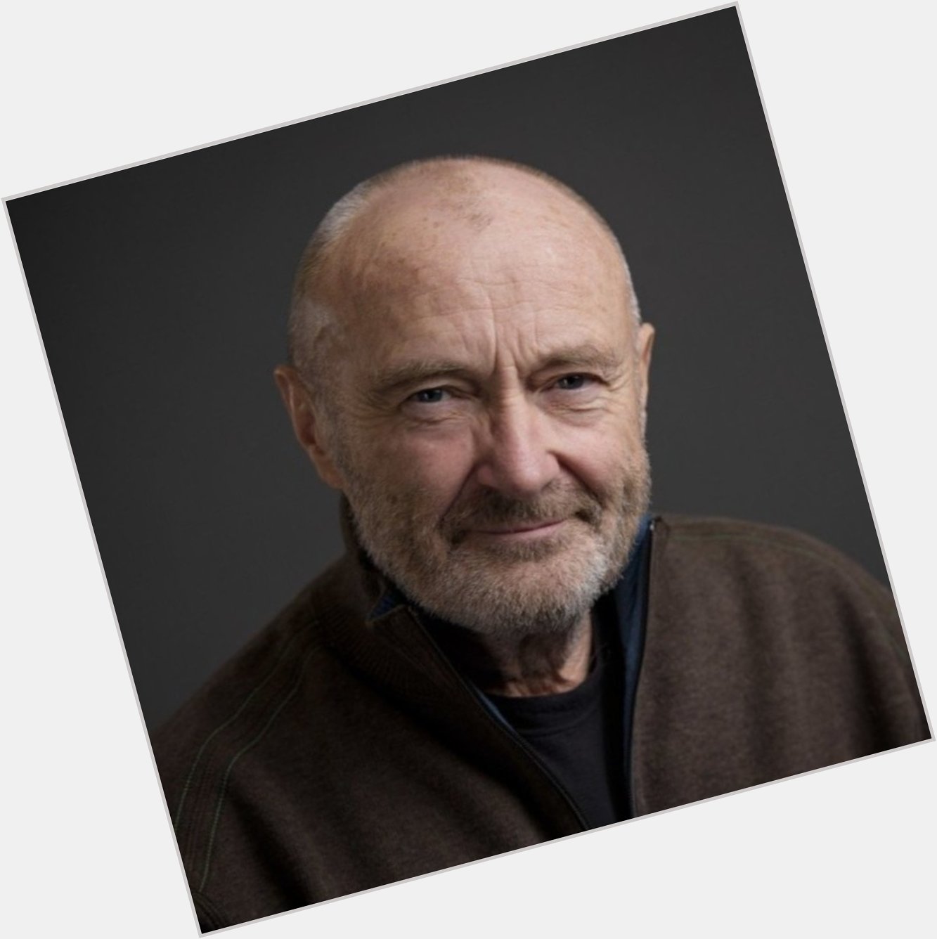 Happy 71 birthday to the amazing Genesis singer and drummer Phil Collins! 