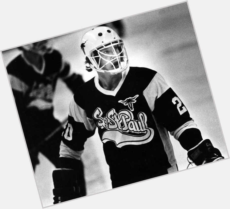 Happy birthday today to former NHL All-Star defenseman - Phil Housley born in St. Paul, MN 
