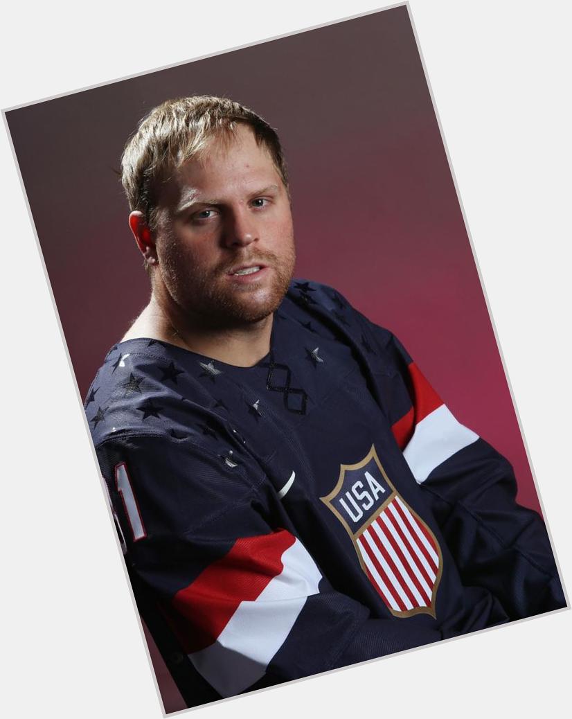 Happy Birthday to cult hockey hero Phil Kessel!!! Seriously how can anyone hate this guy??? 