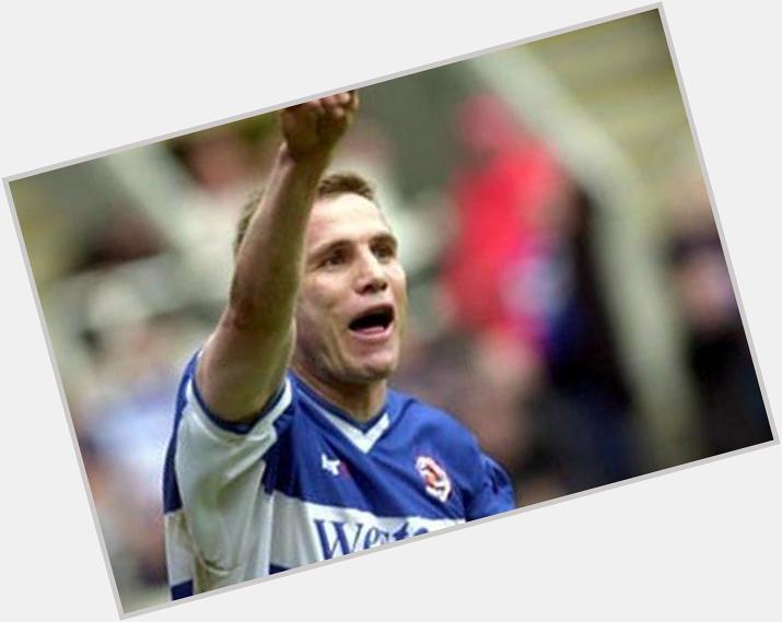 Happy Birthday to the one and only Phil Parkinson. 361 appearances & 20 goals for Reading between 1992-2003. LEGEND. 