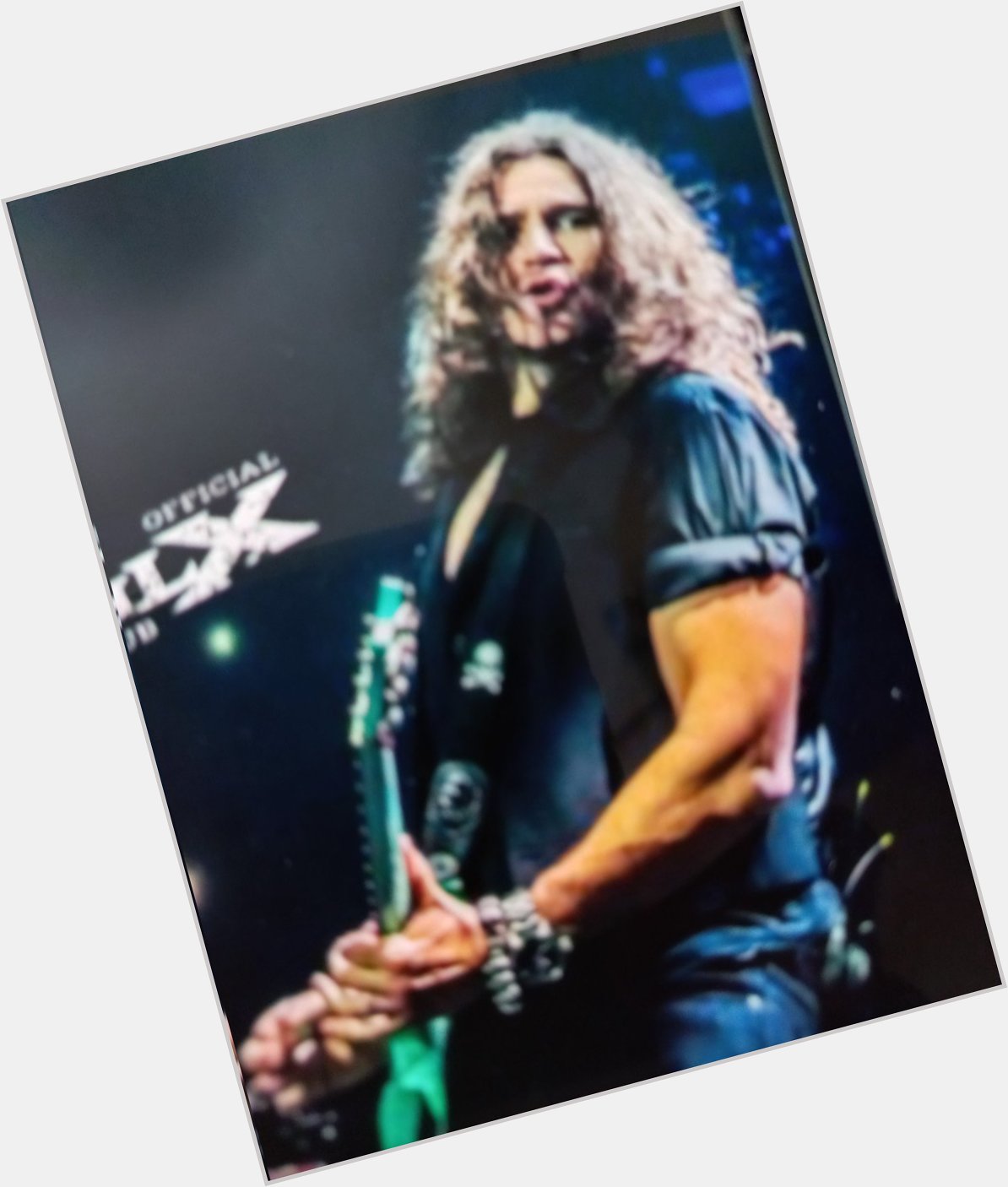   May you have a very happy day with your family! Happy birthday Phil X, you rock!    