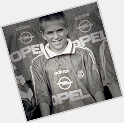 Happy Birthday, Philipp Lahm. One of Football\s greatest players, leaders and people. Salute.  
