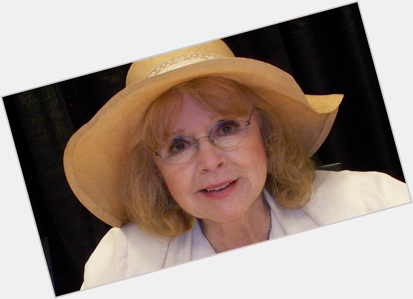  We wish a very happy birthday to Piper Laurie! 