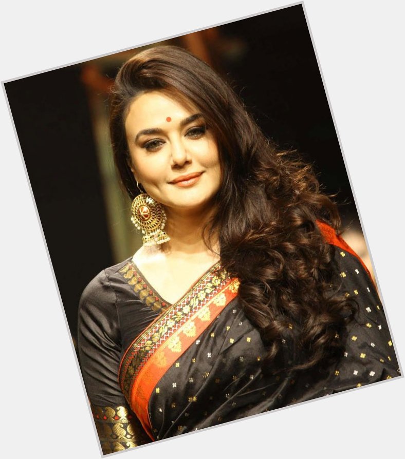  Happy Birthday one of bollywood articulate,eloquence,intelligent actress Preity Zinta 