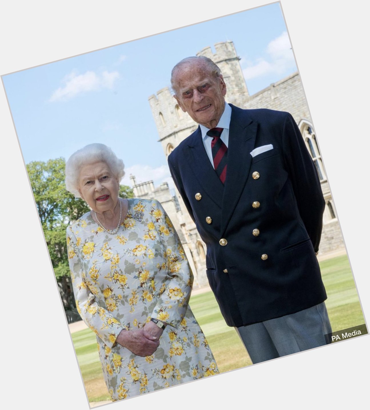 ** GREEK SPECIAL **

Happy Birthday HRH Prince Philip, Duke of Edinburgh

99 not out

God Save The Queen   